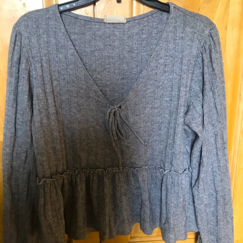 Altar'd State Grey knit peplum top